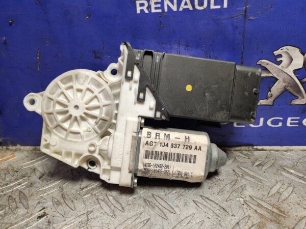 MOTOR ELEVALUNAS DELANTERO IZQUIERDO 102627