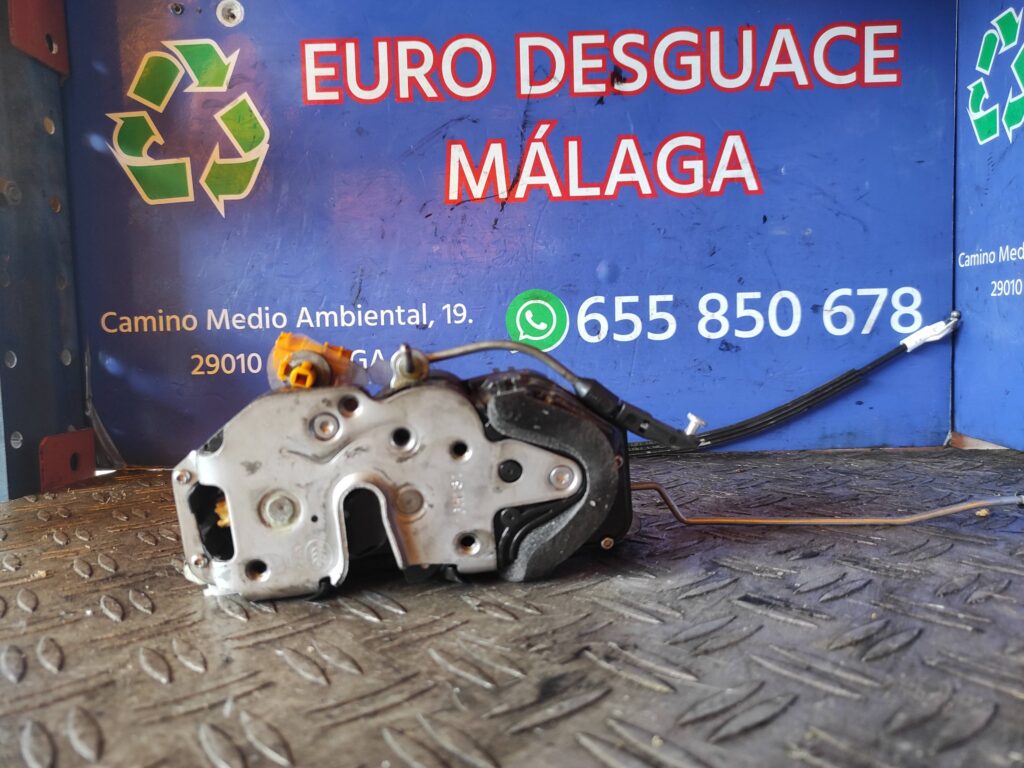 CERRADURA PUERTA DELANTERA IZQUIERDA 94631