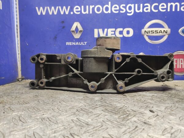 SOPORTE ALTERNADOR 104200