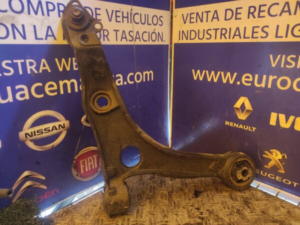 BRAZO SUSPENSION INFERIOR DELANTERO IZQUIERDO 96636