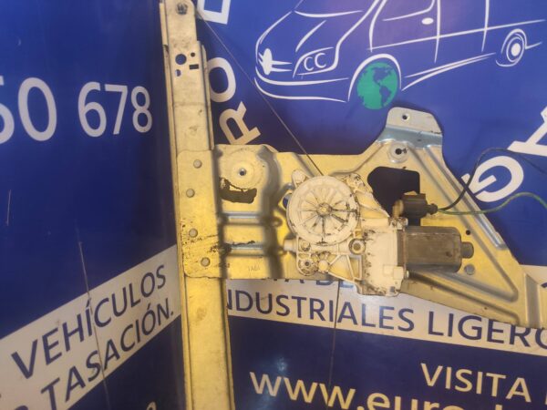 MOTOR ELEVALUNAS DELANTERO IZQUIERDO 96622