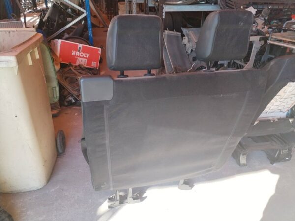 ASIENTO DELANTERO DERECHO 111102