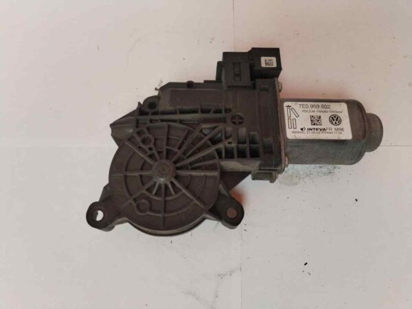 MOTOR ELEVALUNAS DELANTERO DERECHO 117088