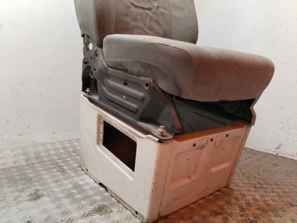 ASIENTO DELANTERO DERECHO 118816