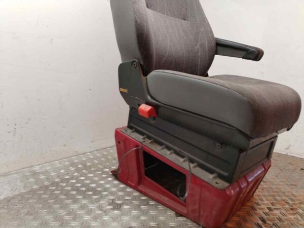 ASIENTO DELANTERO DERECHO 118815