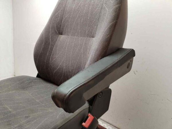 ASIENTO DELANTERO DERECHO 118815