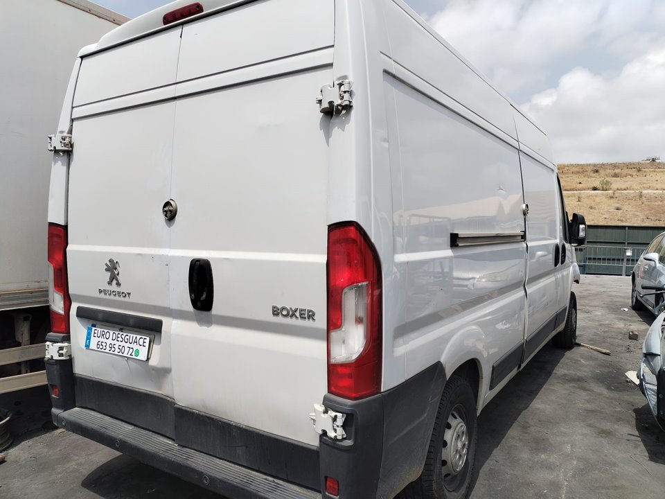 PEUGEOT BOXER CAJA CERRADA del 2021