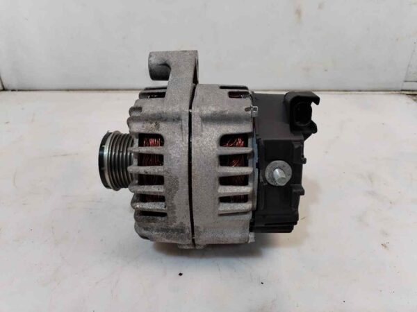 ALTERNADOR 121357