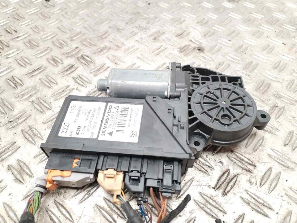 MOTOR ELEVALUNAS DELANTERO IZQUIERDO 122765